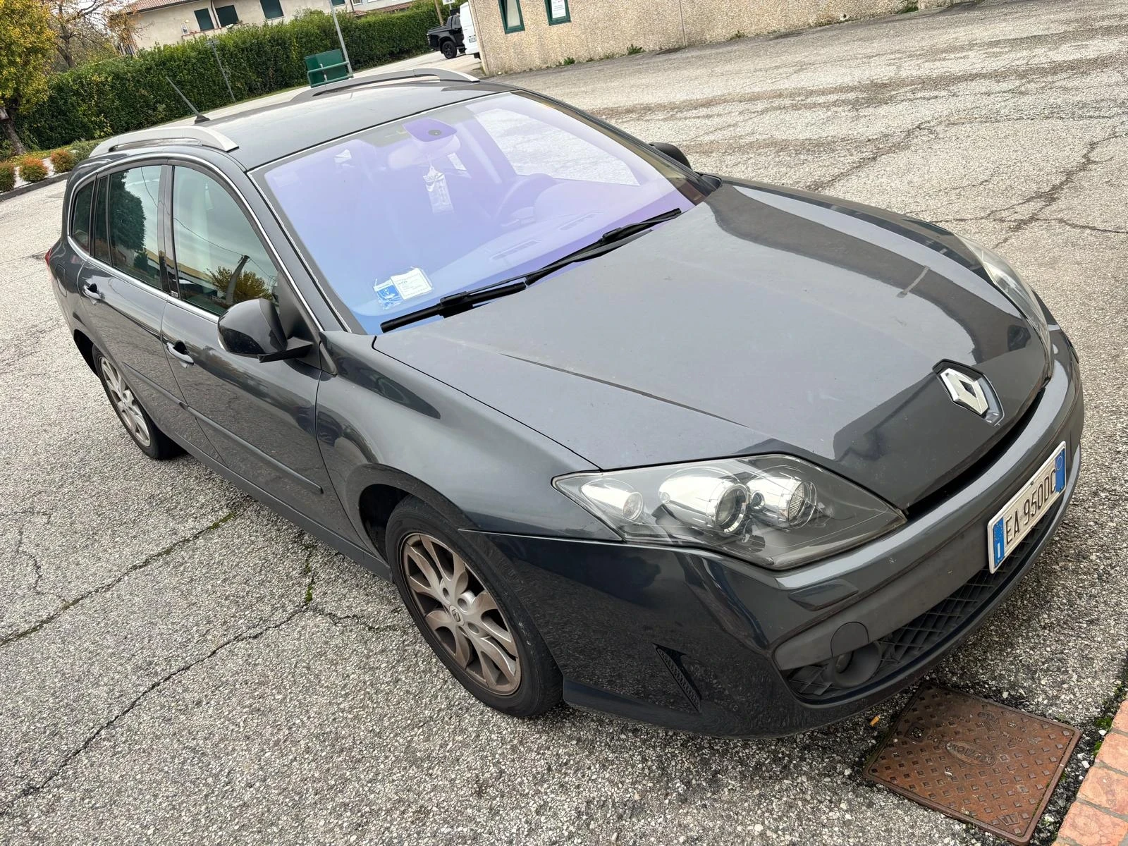 Renault Laguna 2.0dci, 150кс, 11г, Италия, КАТО НОВА , снимка 1