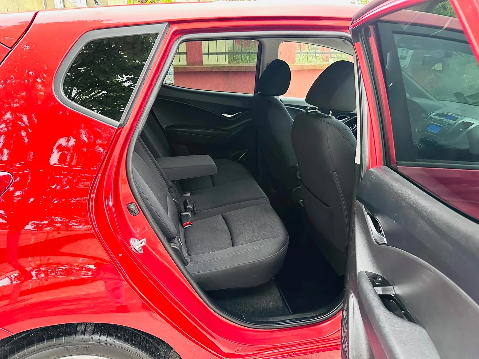 Hyundai Ix20 1.6i Swiss | Mobile.bg   15