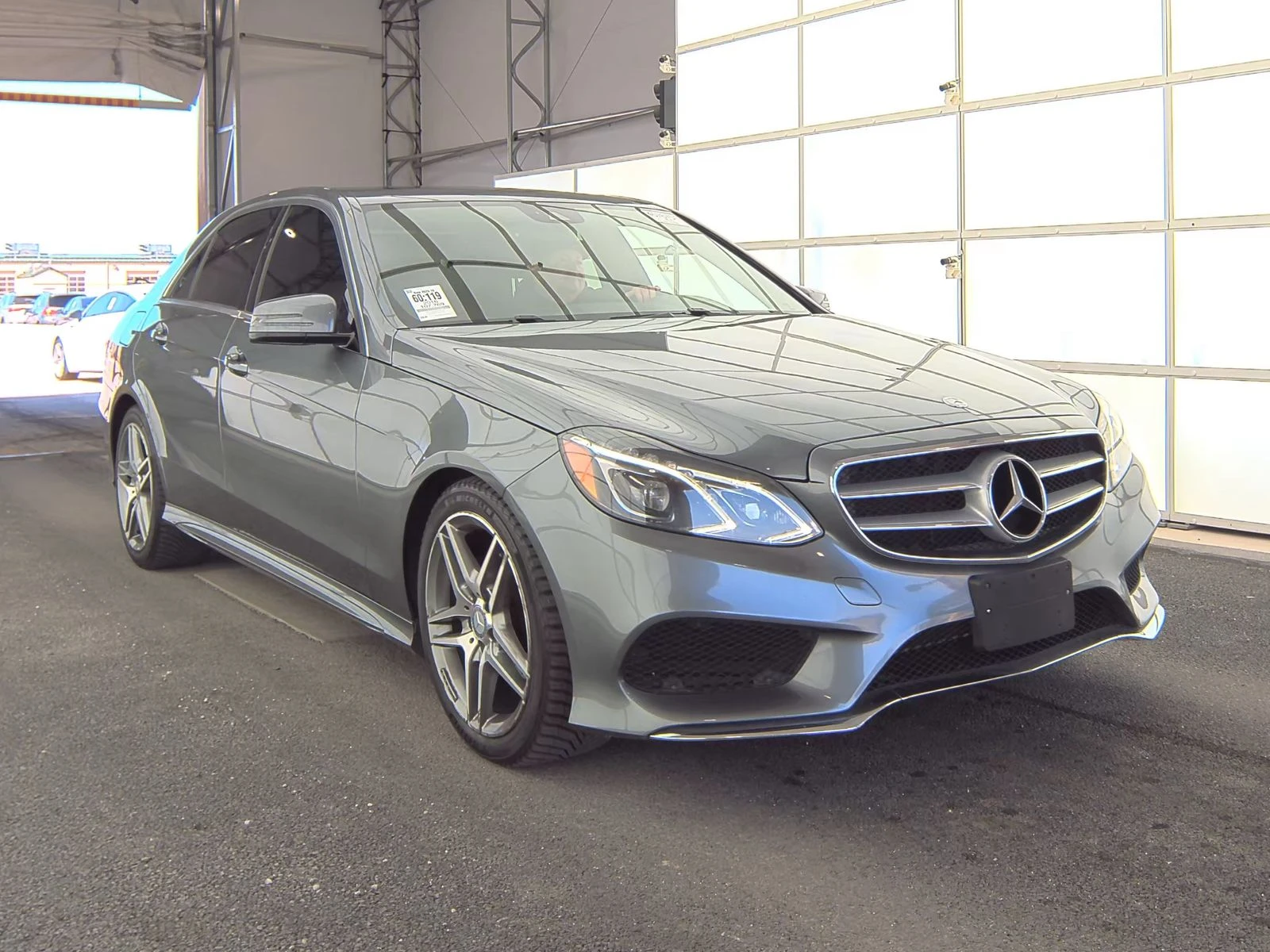 Mercedes-Benz E 350 4MATIC* AMG PACK* HARMAN* PODGREV* KEYLESS GO*  - изображение 4