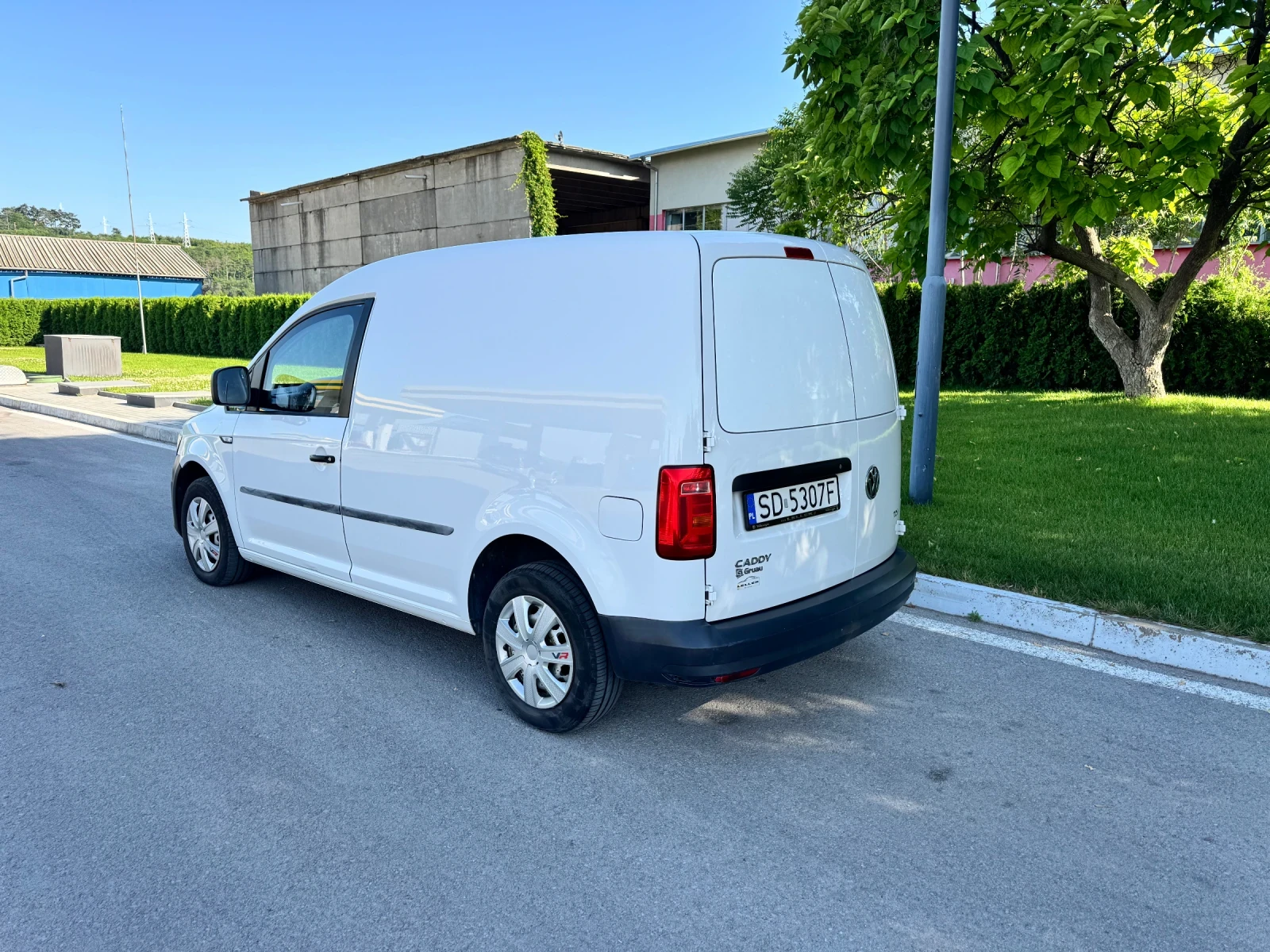 VW Caddy 2.0TDI ТОП!!!КЛИМАТИК!!!СТАРТ/СТОП!!!ОТЛИЧЕН!!! - изображение 3
