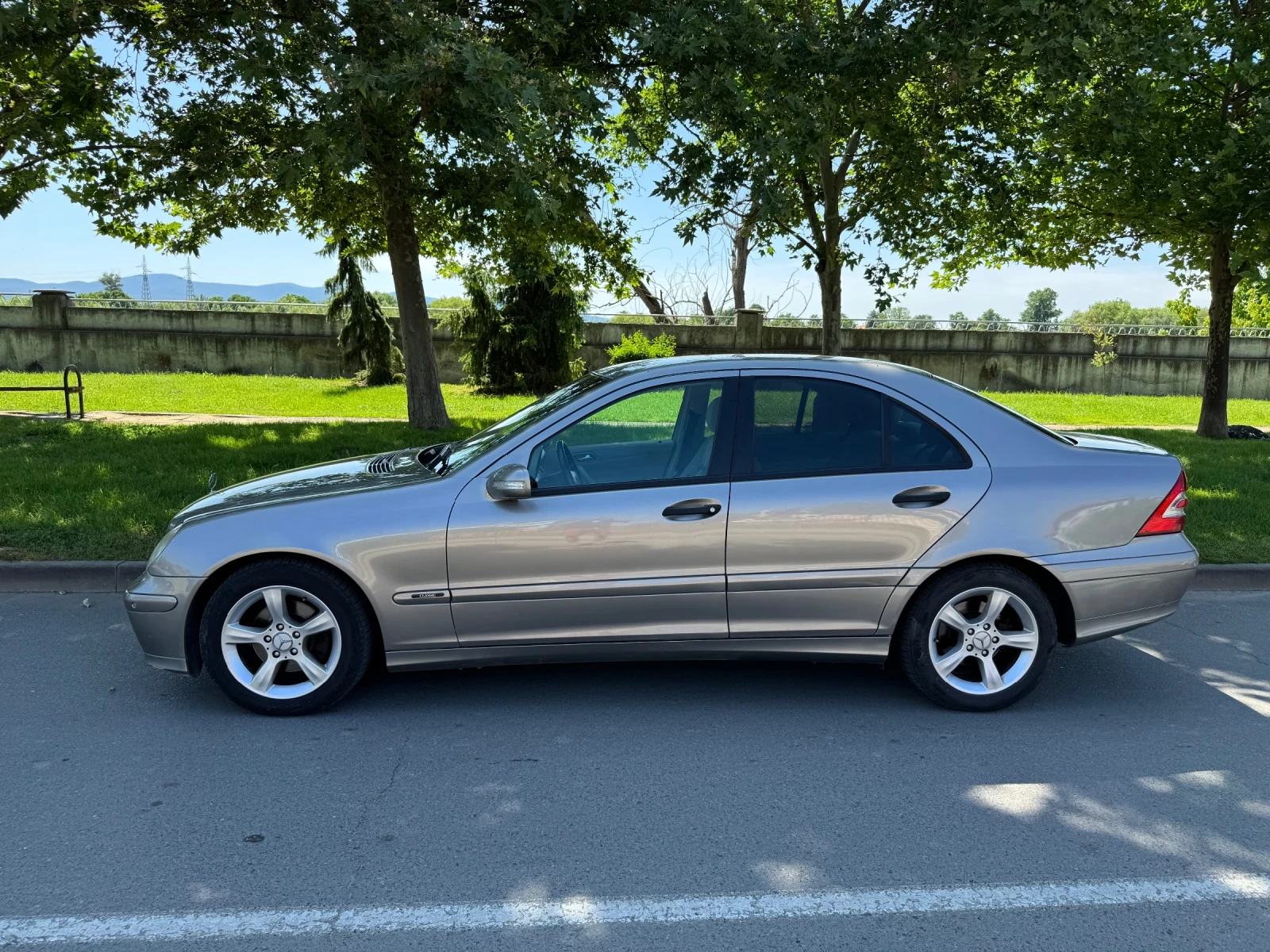 Mercedes-Benz C 220 FACELIFT - изображение 3