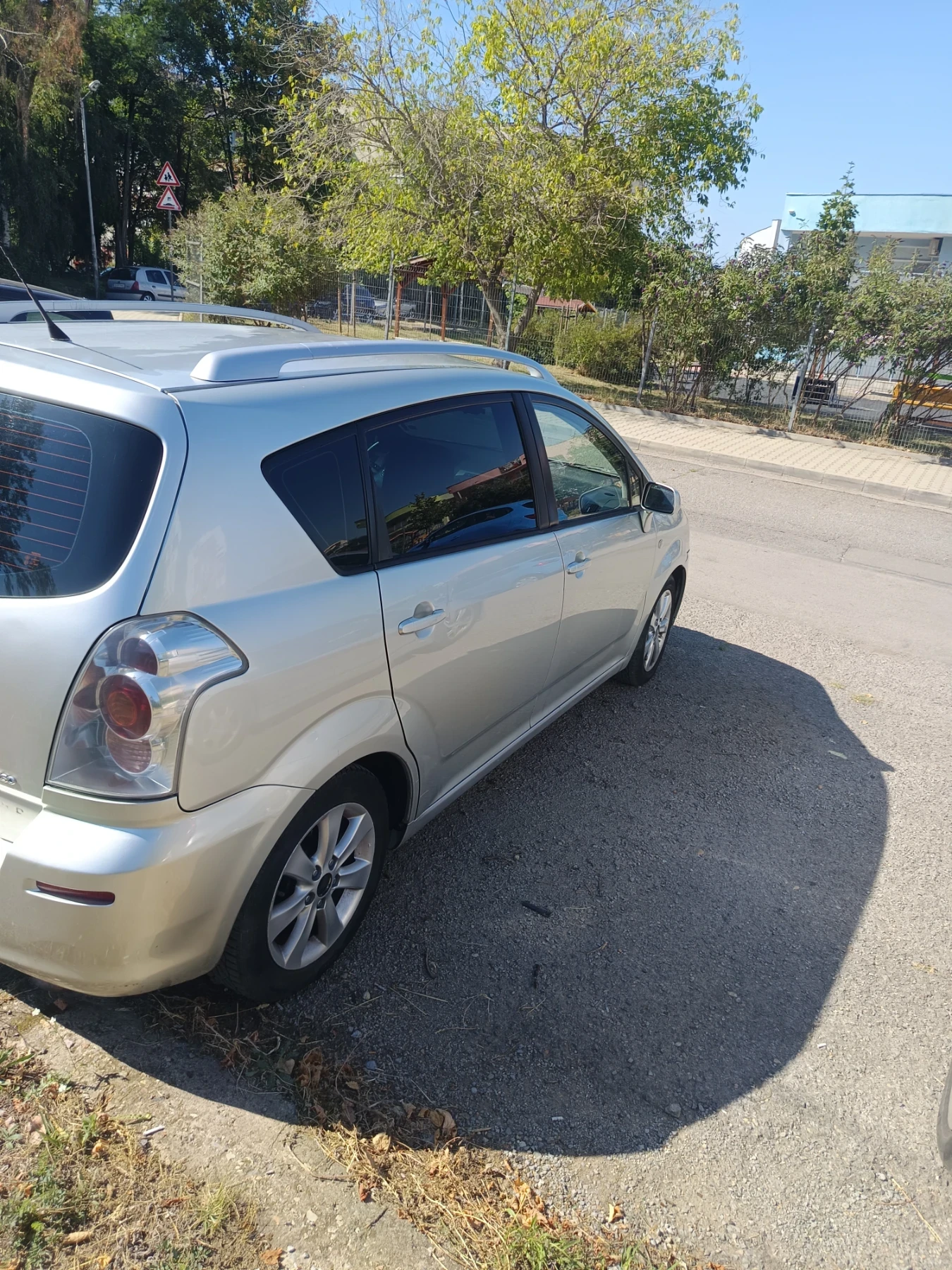 Toyota Corolla verso  - изображение 5