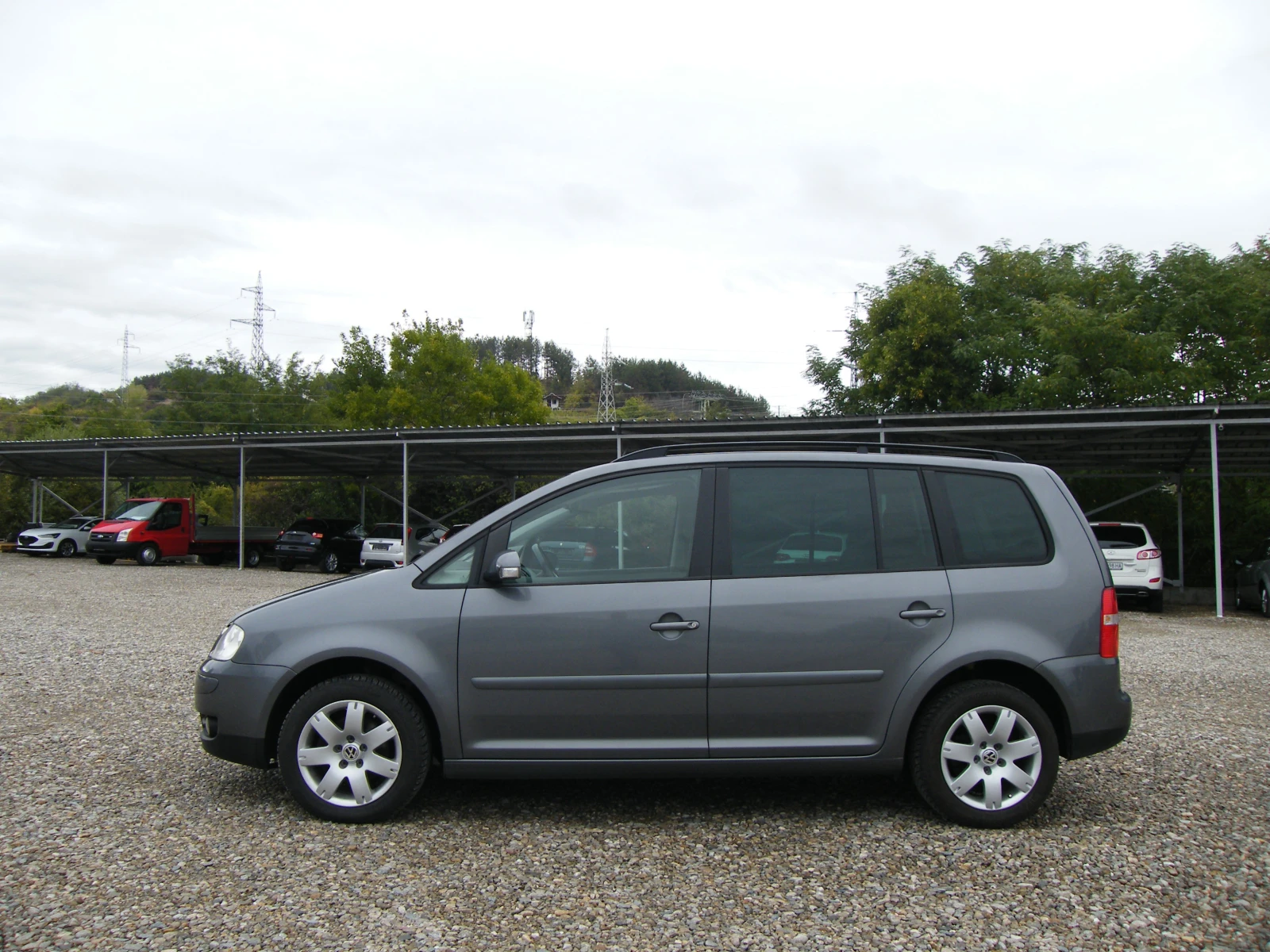 VW Touran 1.9TDI 105k.s 6sk. - изображение 6