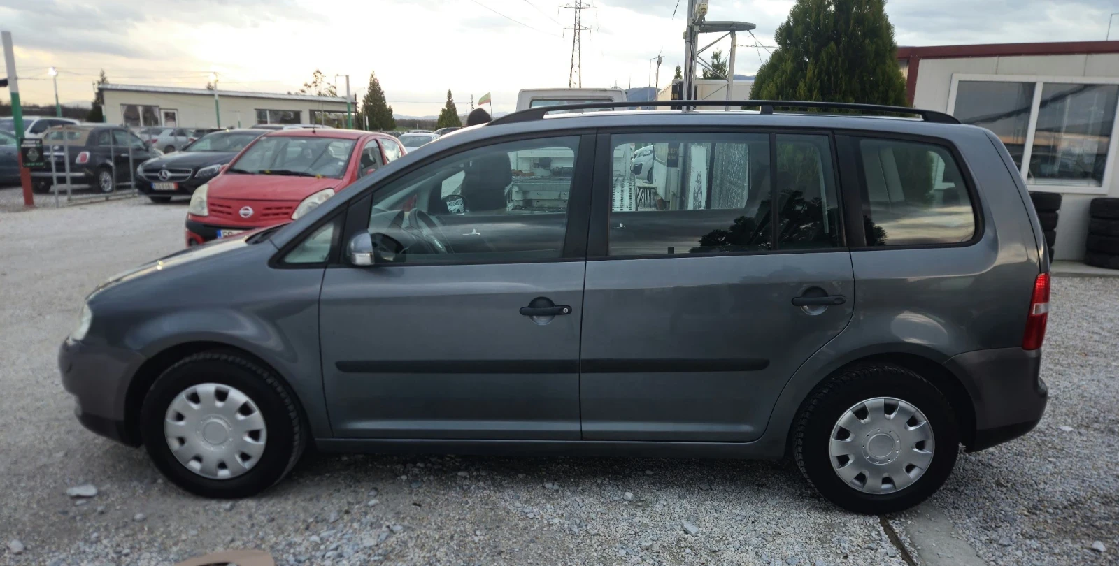 VW Touran 1.9TDI.101.кс.6 скорости.Отлична - изображение 8