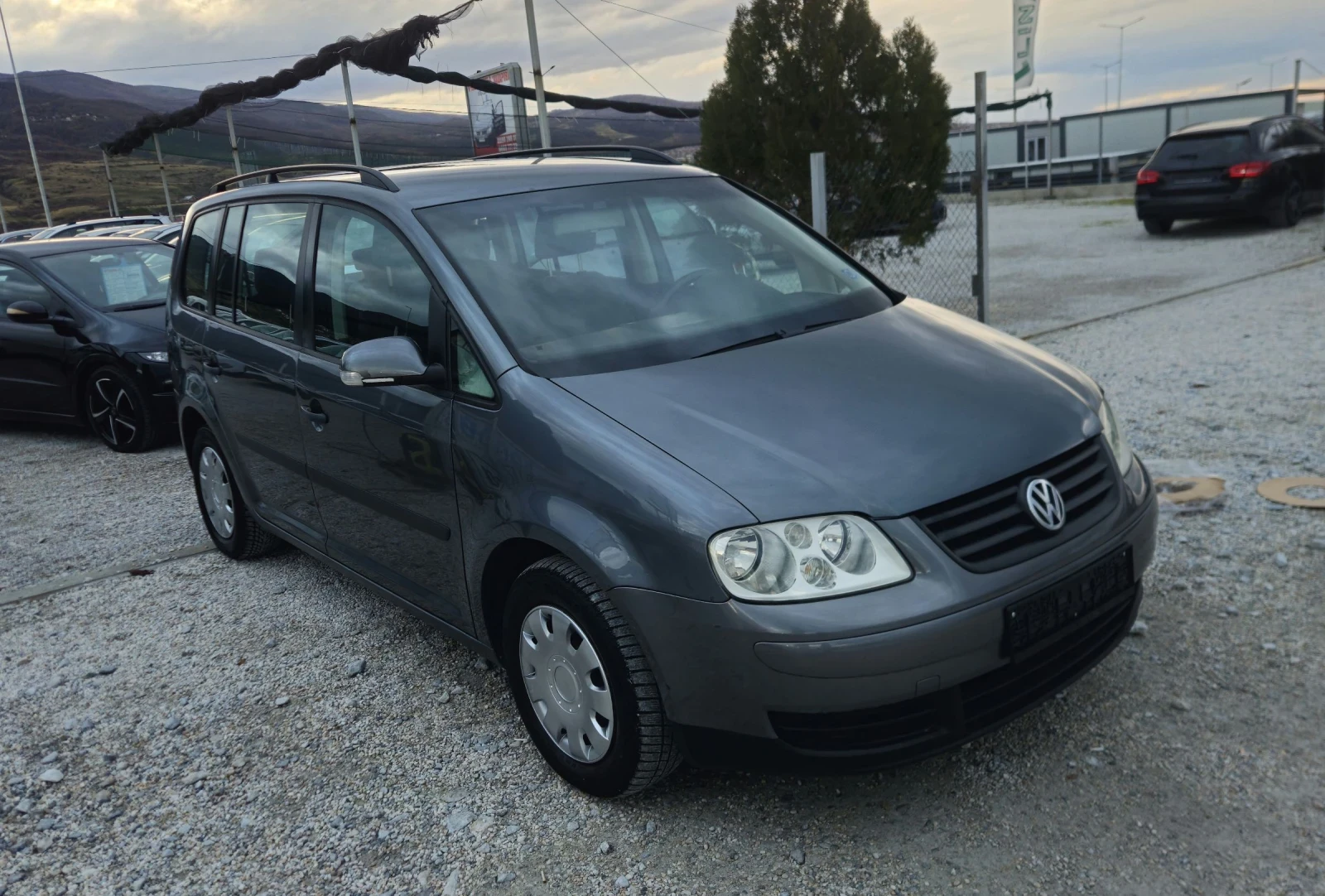 VW Touran 1.9TDI.101.кс.6 скорости.Отлична - изображение 3