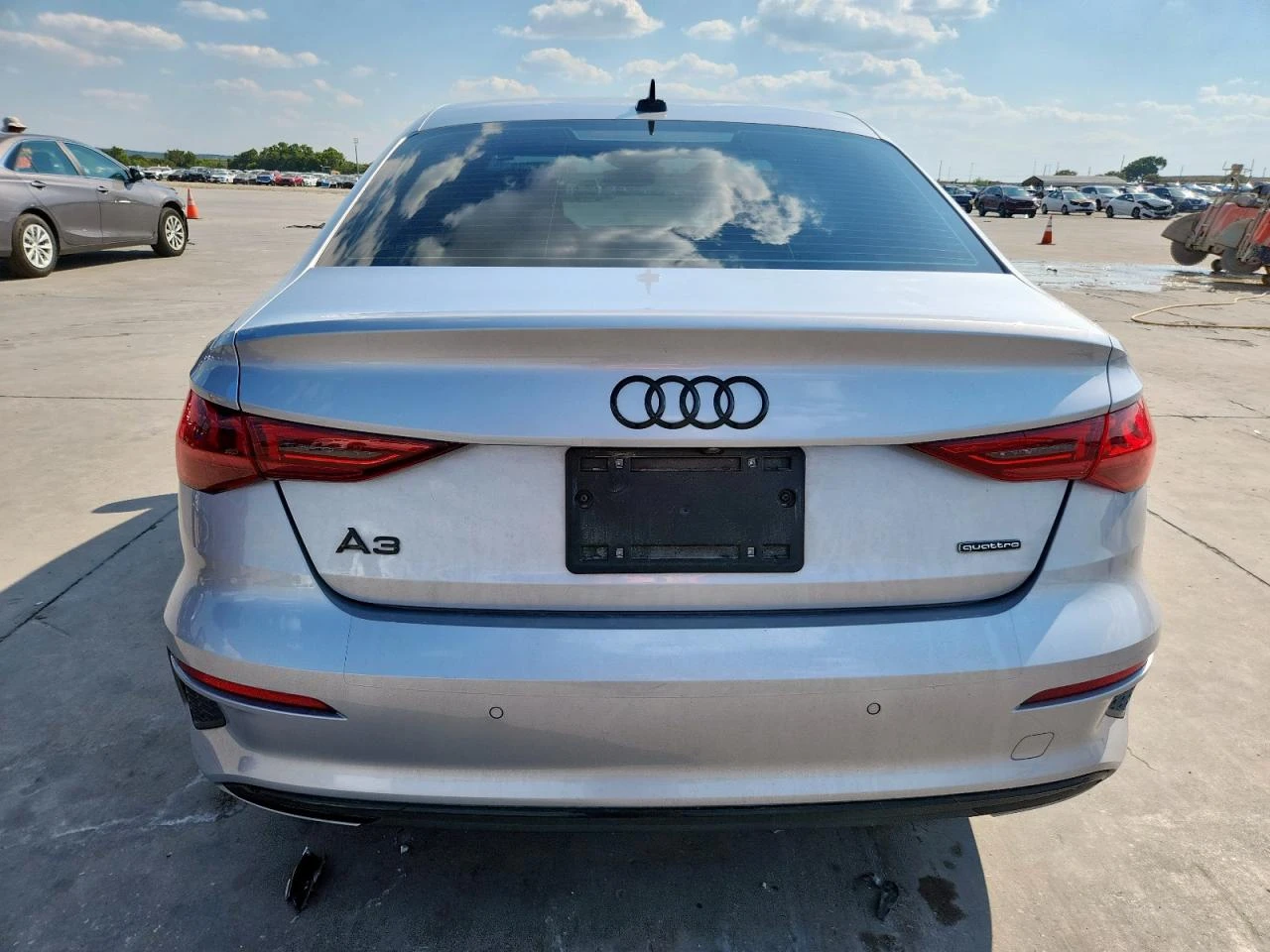 Audi A3 PREMIUM PLUS* DISTRONIC* MATRIX* КОЖА* HEATED*  - изображение 6