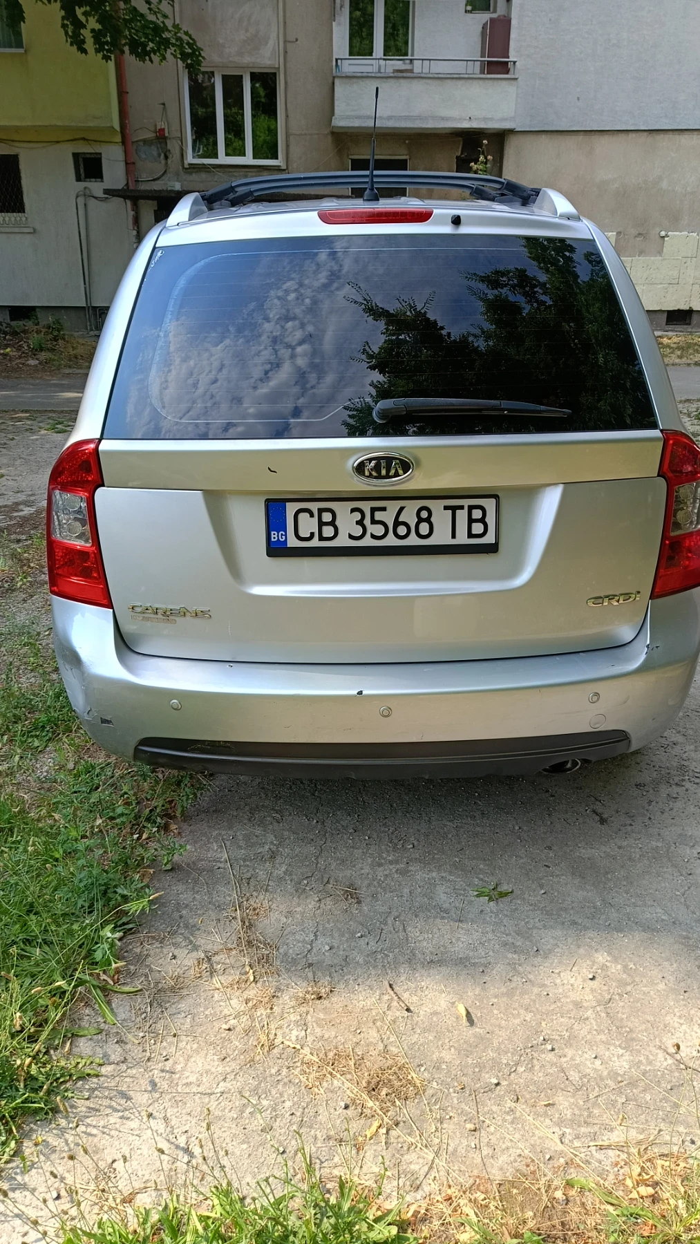 Kia Carens 2.0 TDCI 140HP, снимка 6 - Автомобили и джипове - 53748313