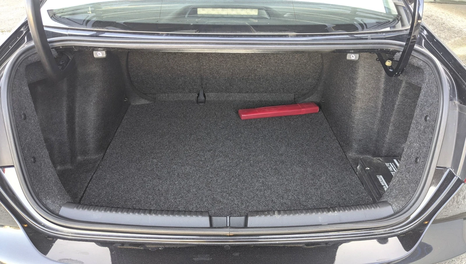 VW Jetta 1.6 TDI | Mobile.bg � ����������� 13