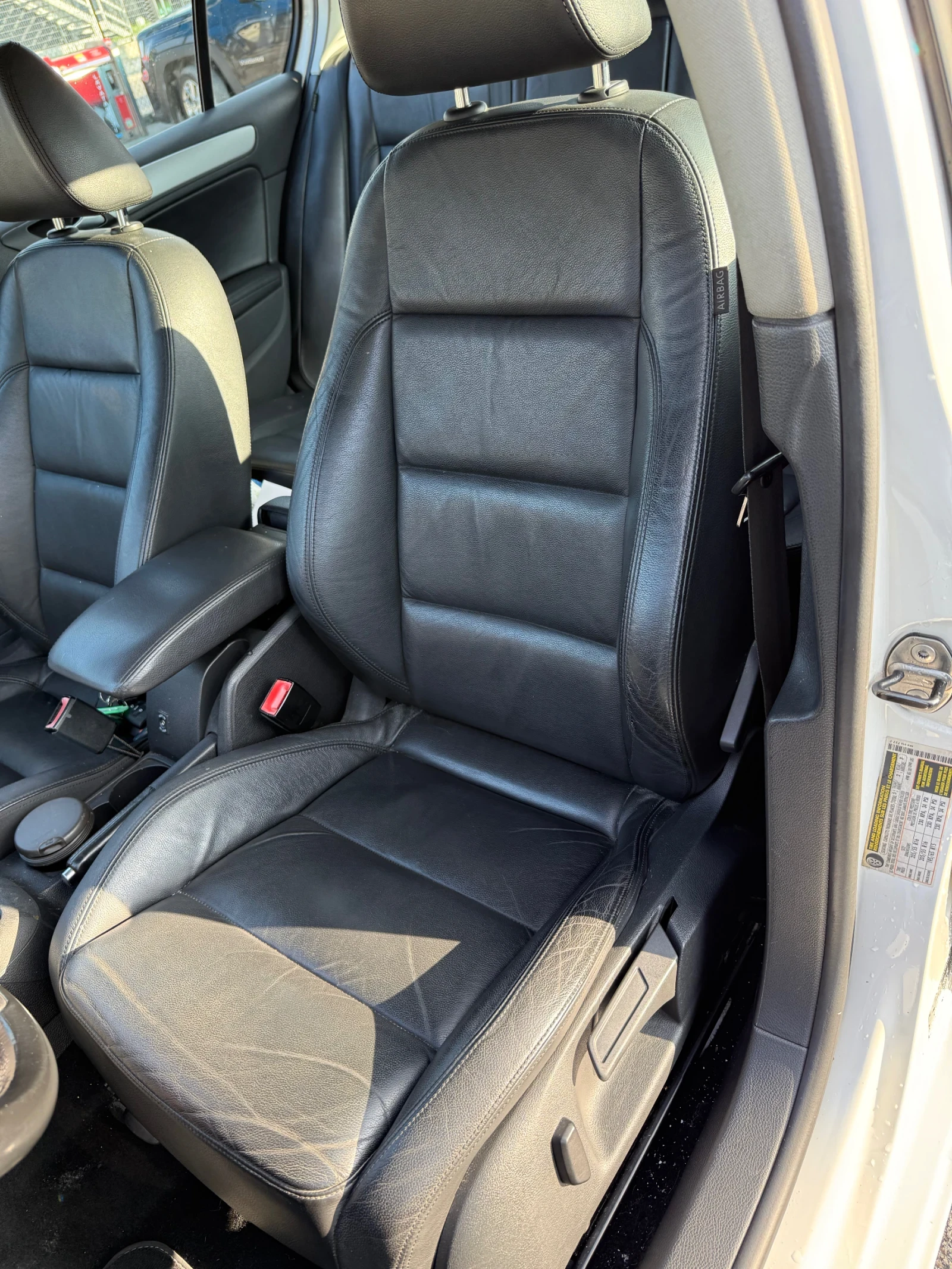 VW Golf 2.0 tdi DSG 140 cv | Mobile.bg � ����������� 6