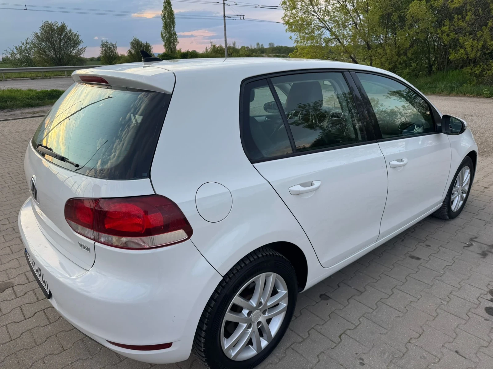 VW Golf 2.0 tdi DSG 140 cv | Mobile.bg � ����������� 13