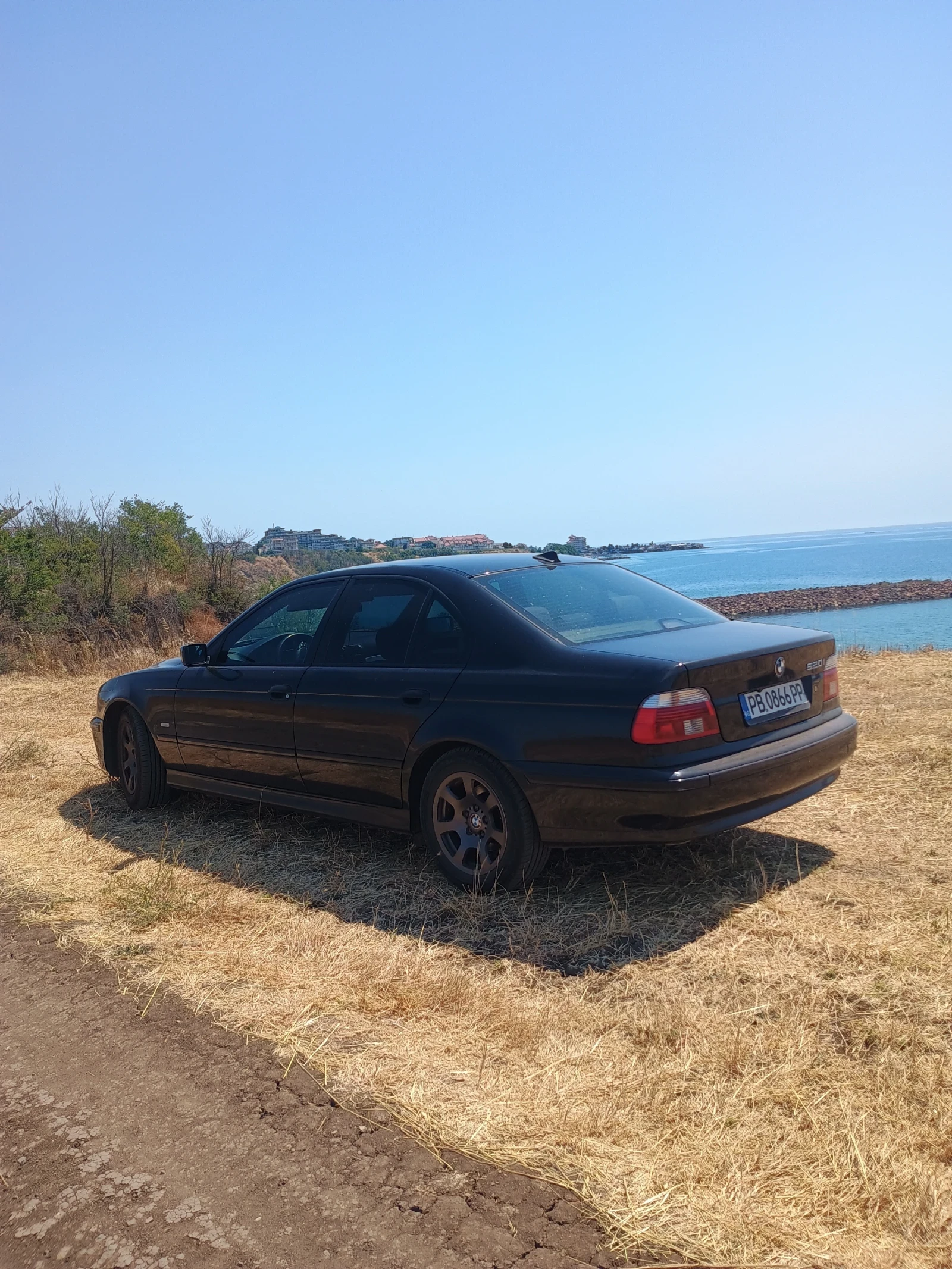 BMW 520 BMW 520 2.2 i 170 к.с. - изображение 3