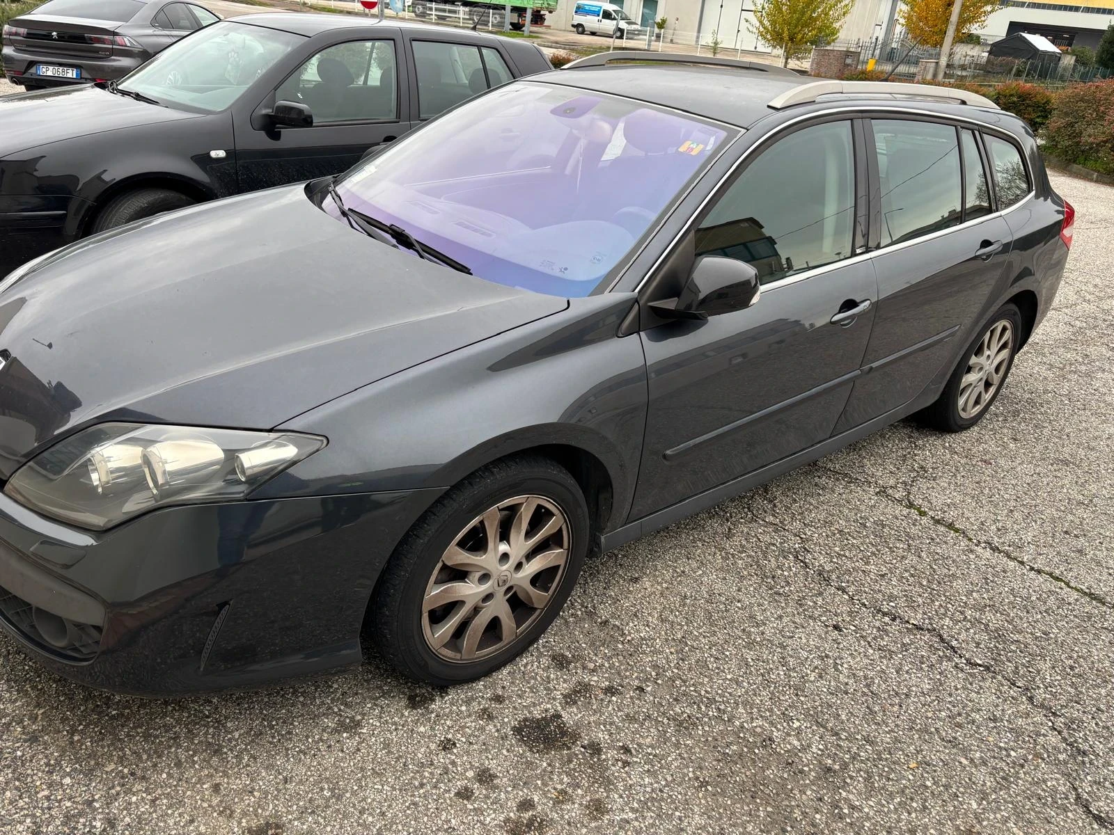 Renault Laguna 2.0dci, 150кс, 11г, Италия, КАТО НОВА  - изображение 4