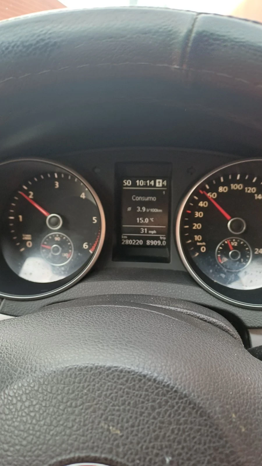 VW Golf Variant 1.6TDI - изображение 6