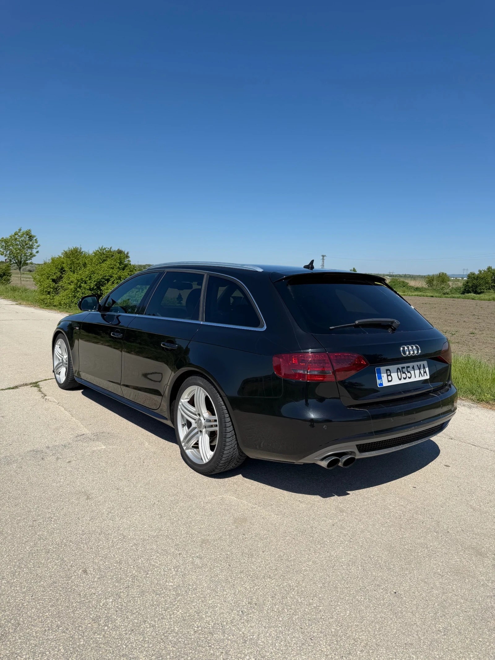 Audi A4 2.0TDI 3хSLine Full, снимка 3 - Автомобили и джипове - 53610378