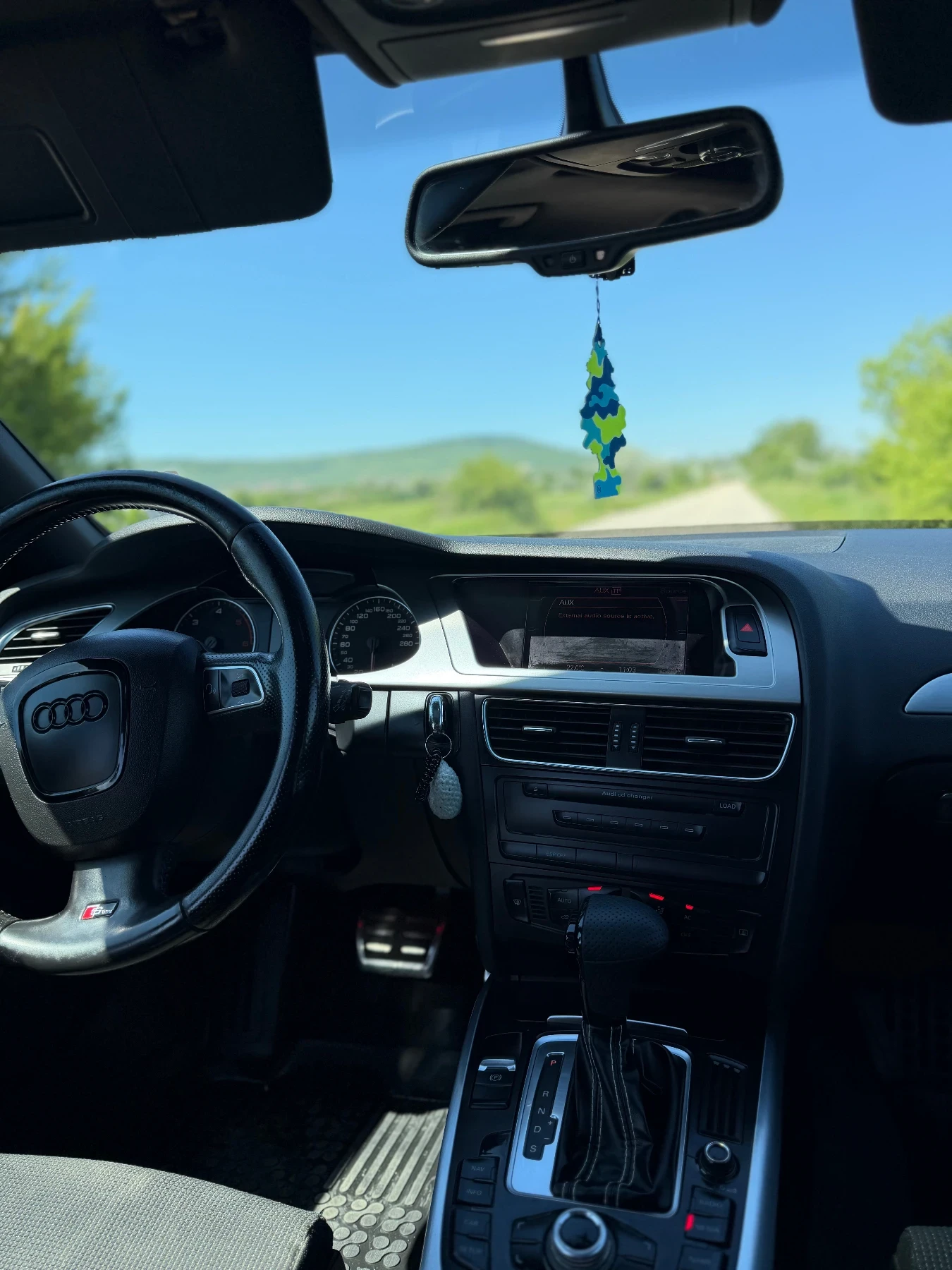 Audi A4 2.0TDI 3хSLine Full, снимка 6 - Автомобили и джипове - 53610378