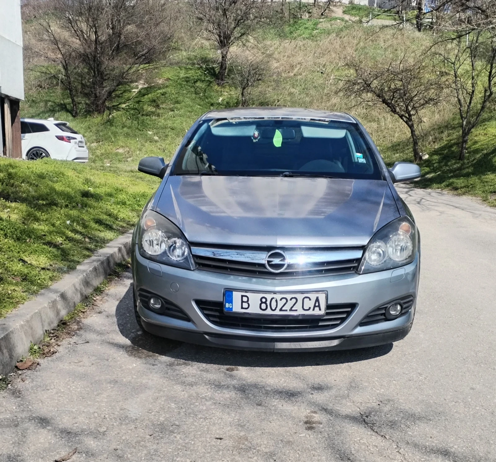 Opel Astra 1, 7 cdti 101 hp, снимка 2 - Автомобили и джипове - 53735019