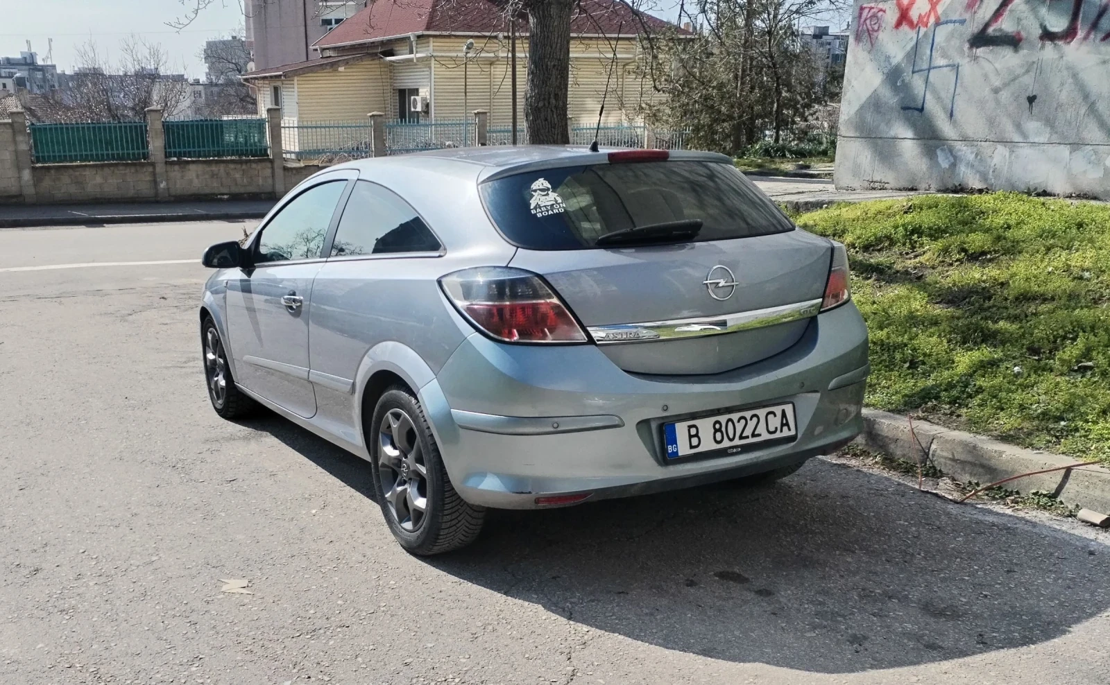 Opel Astra 1, 7 cdti 101 hp, снимка 4 - Автомобили и джипове - 53735019