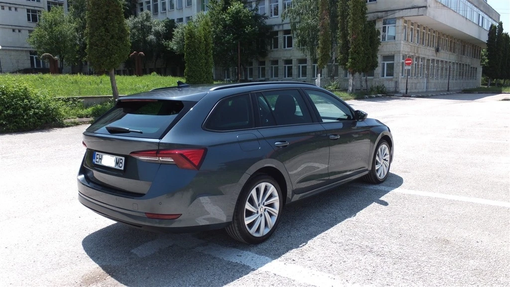 Skoda Octavia AMBITION/2.0TDI/150K.C./DIGITAL/, снимка 7 - Автомобили и джипове - 54114648