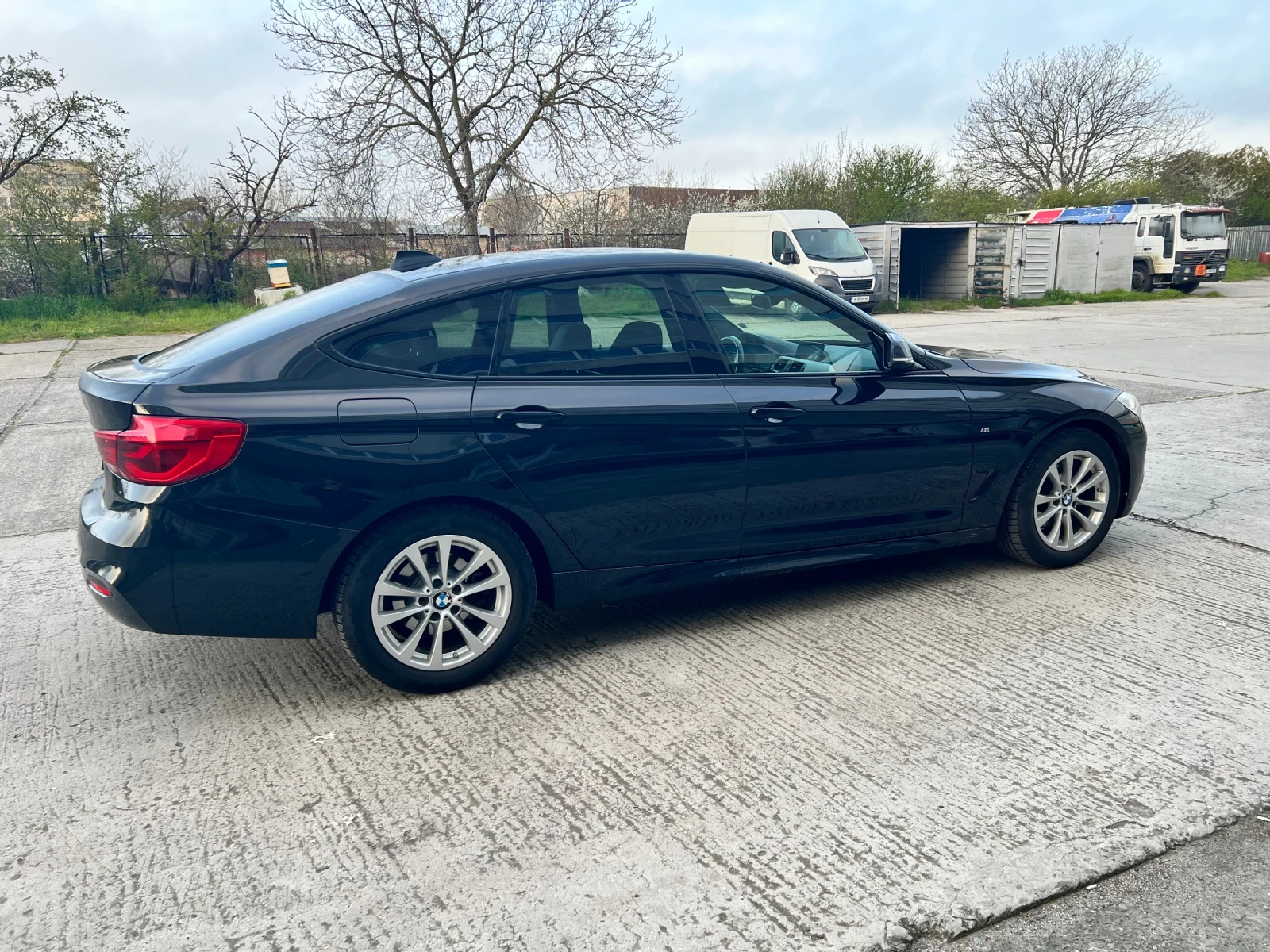 BMW 3gt M-пакет Xdrive, снимка 2 - Автомобили и джипове - 54200072