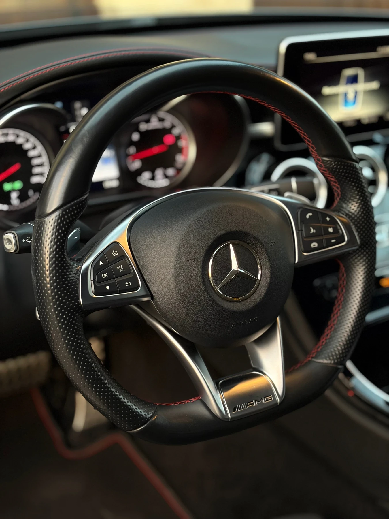 Mercedes-Benz C 43 AMG, снимка 9 - Автомобили и джипове - 54313471