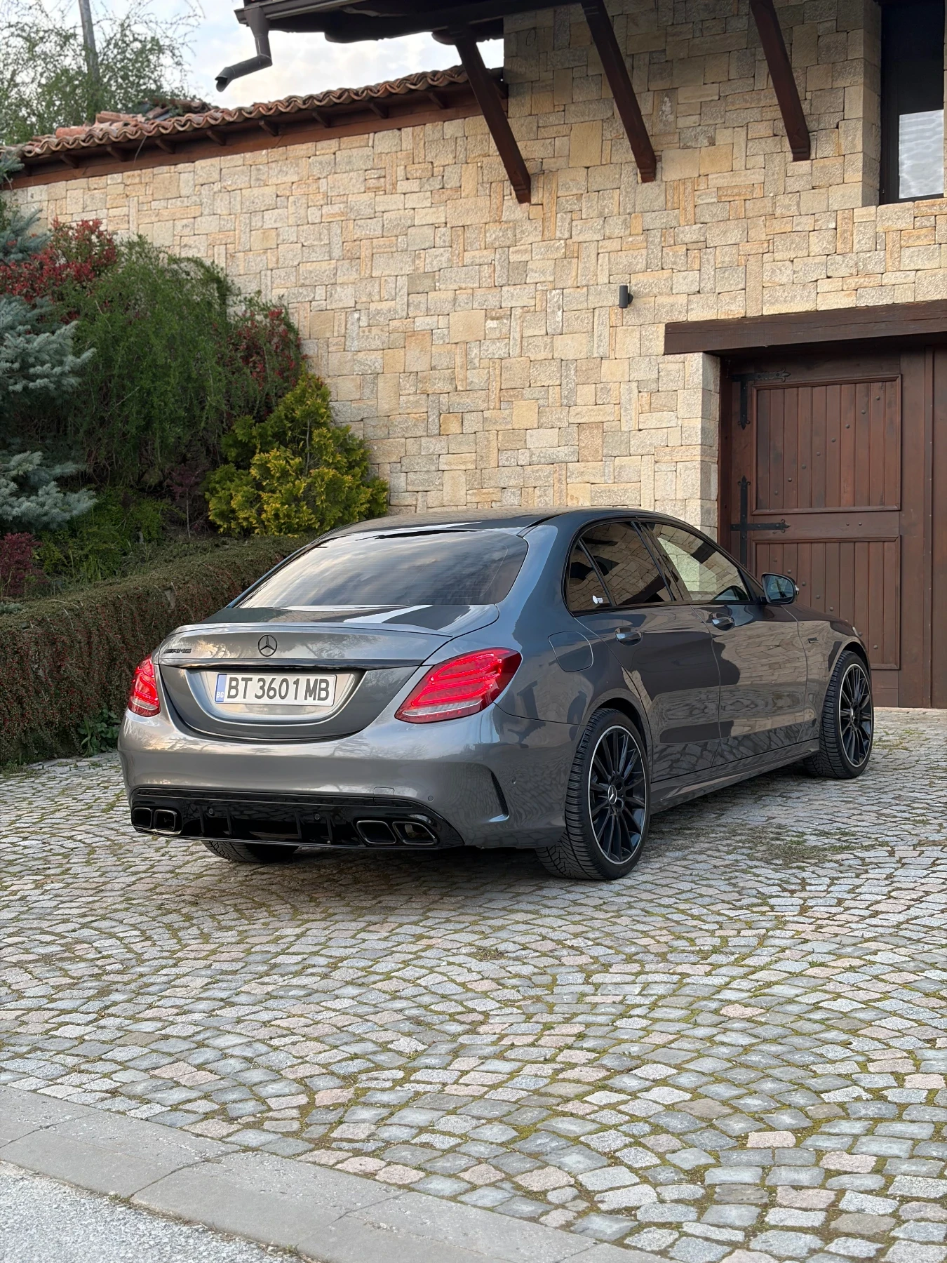 Mercedes-Benz C 43 AMG, снимка 3 - Автомобили и джипове - 54313471