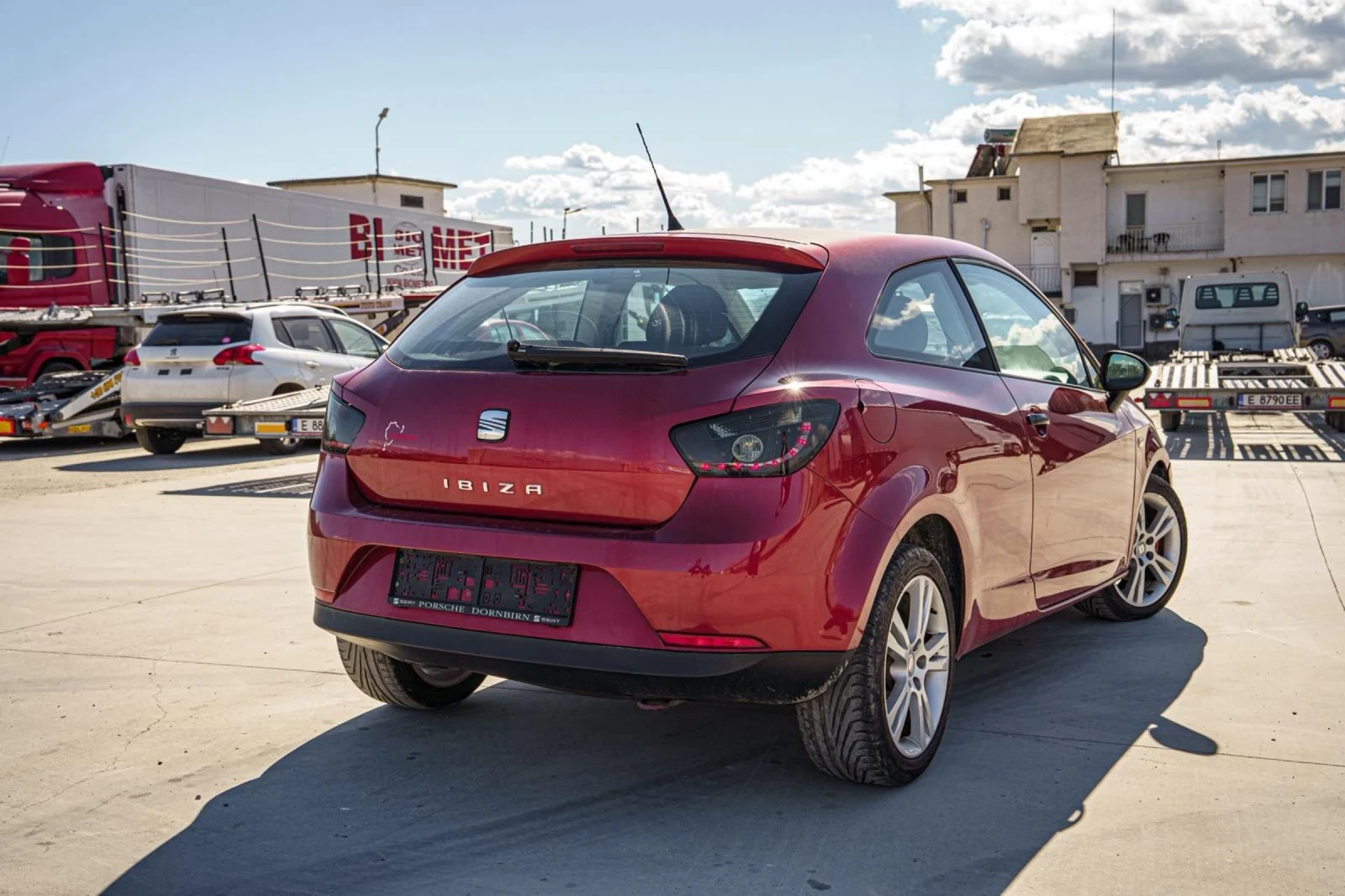Seat Ibiza 1.6 TDI , снимка 7 - Автомобили и джипове - 54420720