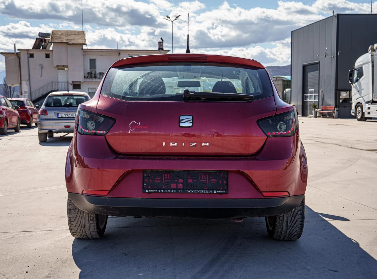 Seat Ibiza 1.6 TDI , снимка 6 - Автомобили и джипове - 54420720