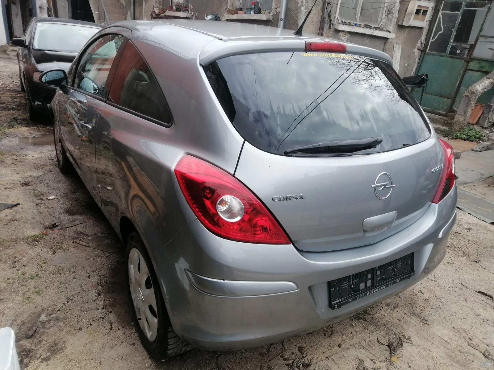 Opel Corsa 1.2, фейс, 86к.с. ЕURO5, снимка 2 - Автомобили и джипове - 54720673