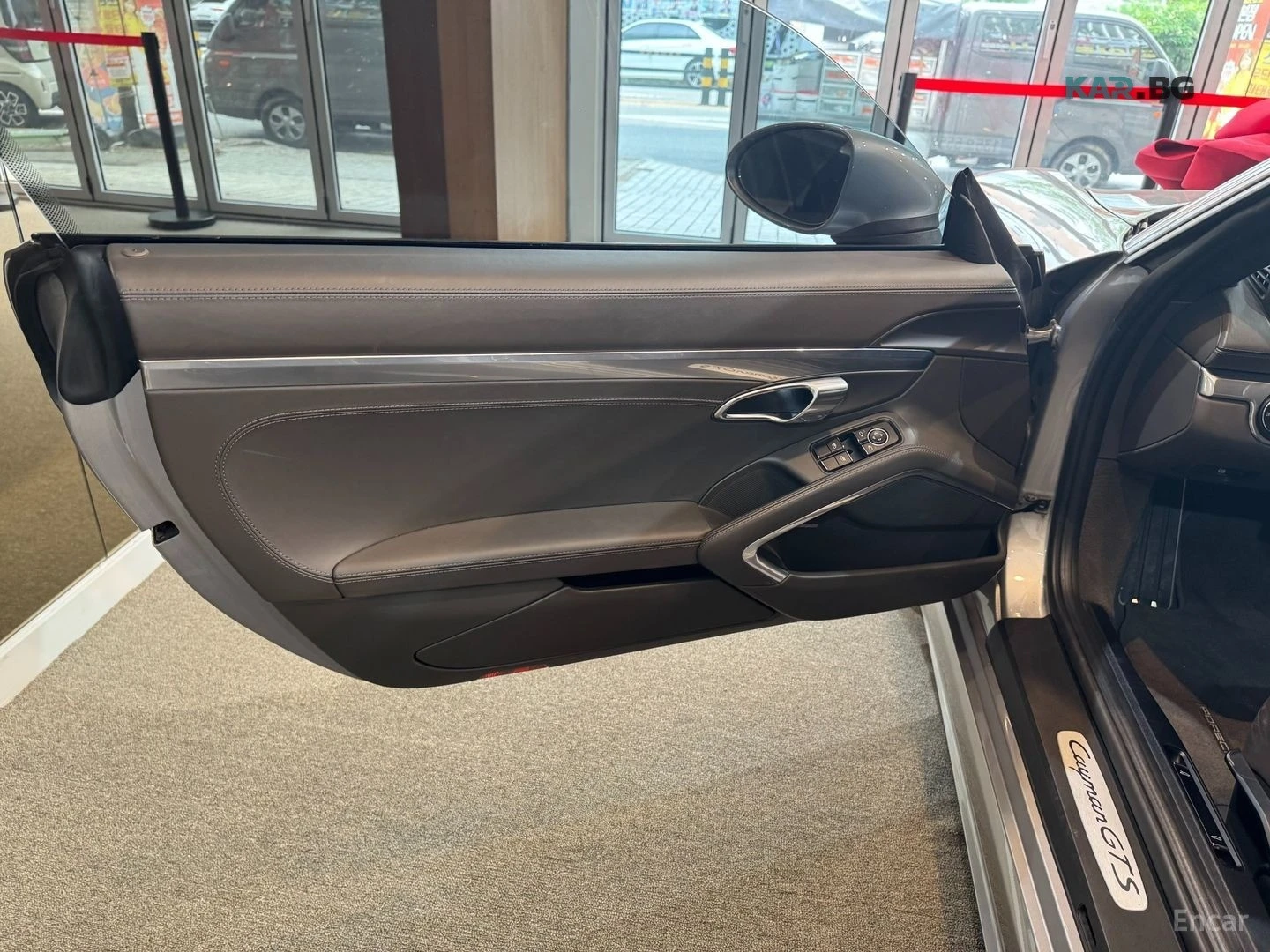 Porsche Cayman 2.5* GTS* PDK* ПОДГРЕВ* ОБДУХВАНЕ* , снимка 12 - Автомобили и джипове - 54930321