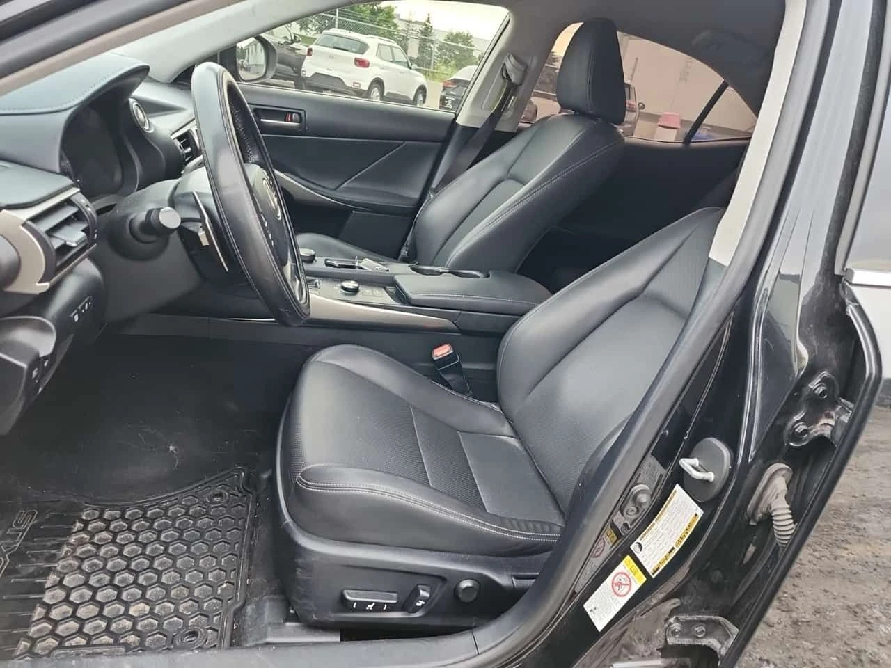 Lexus IS 300 SDN AWD/2 �����/�������/�����/CARFAX/����������� | Mobile.bg � ����������� 6