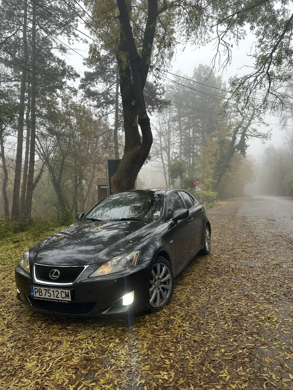 Lexus IS 220d 2.2 D-Cat, снимка 3 - Автомобили и джипове - 55079369