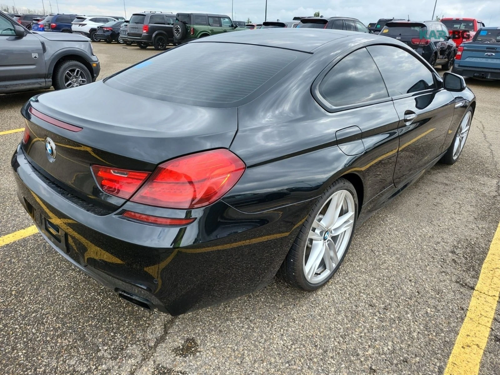 BMW 650 xDrive Автокредит Цена до България, снимка 4 - Автомобили и джипове - 55100260