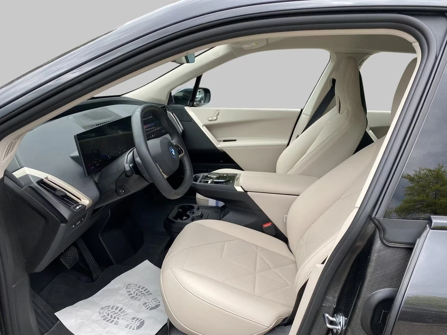 BMW iX 50/xDRIVE/523HP/HUD/NALI/ACC/LED/CAM/525z, снимка 10 - Автомобили и джипове - 55134927