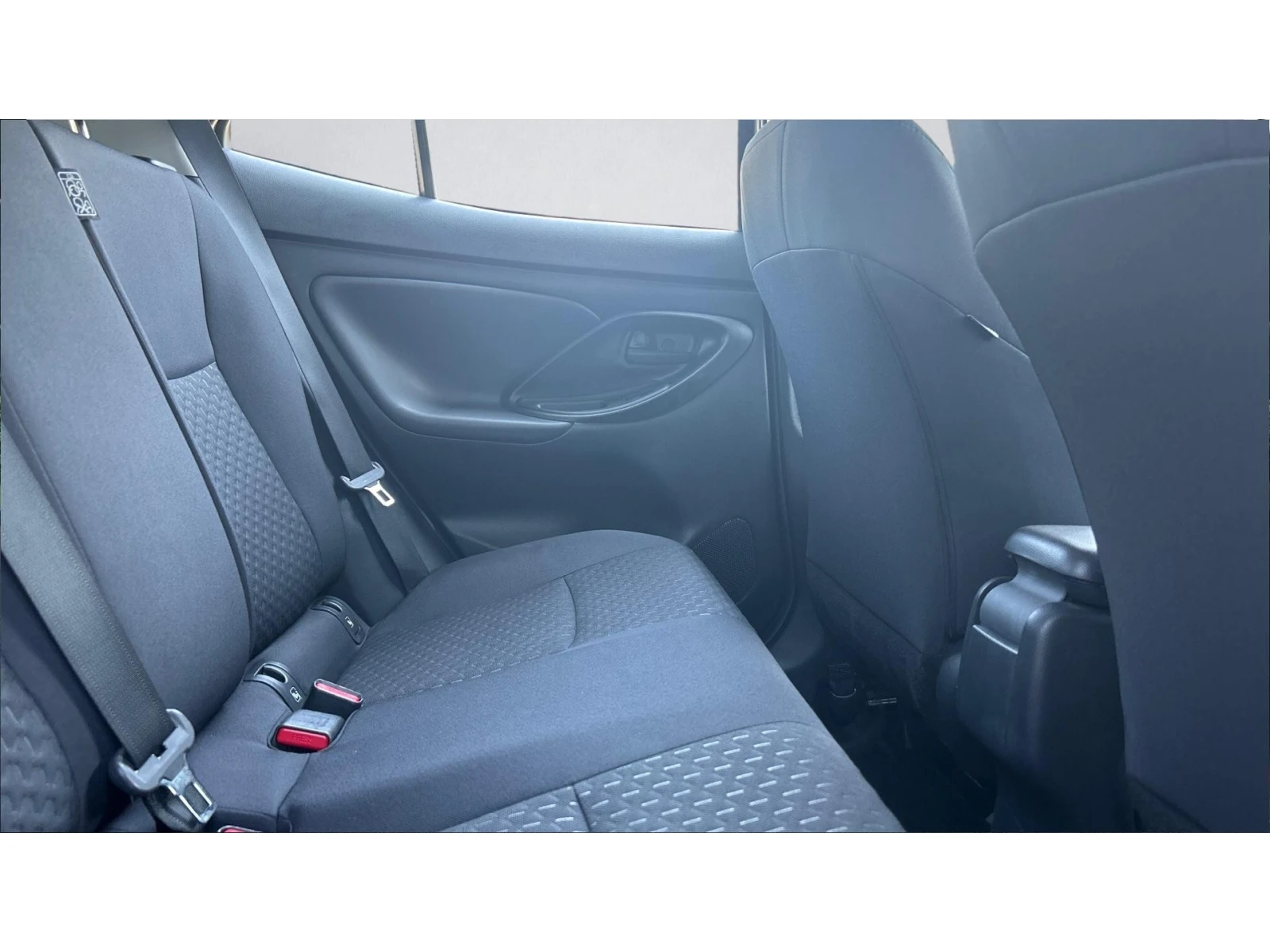 Toyota Yaris Cross Месечна вноска от 300  , снимка 7 - Автомобили и джипове - 55570211