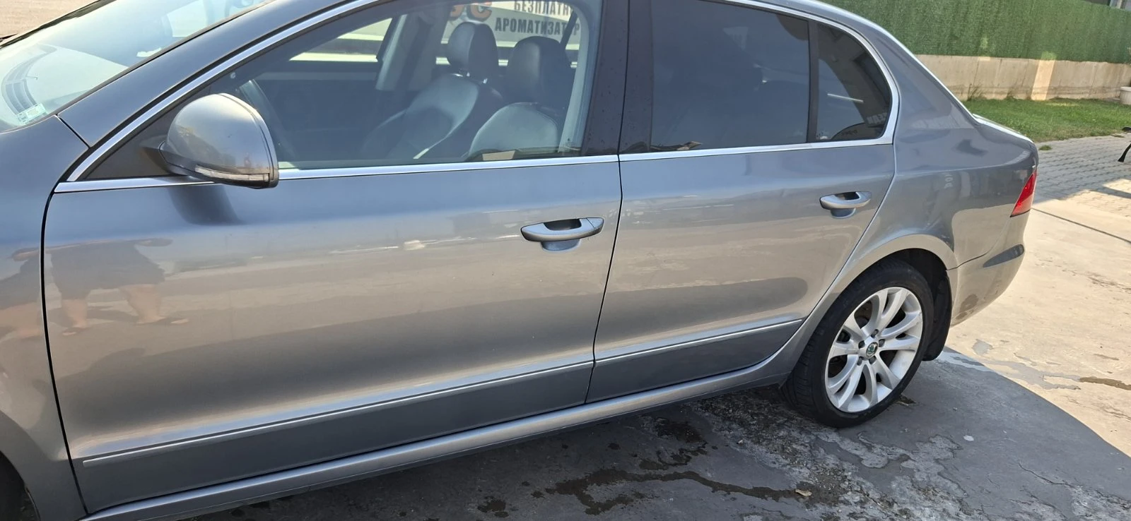 Skoda Superb 1.8TSI, снимка 7 - Автомобили и джипове - 55606939
