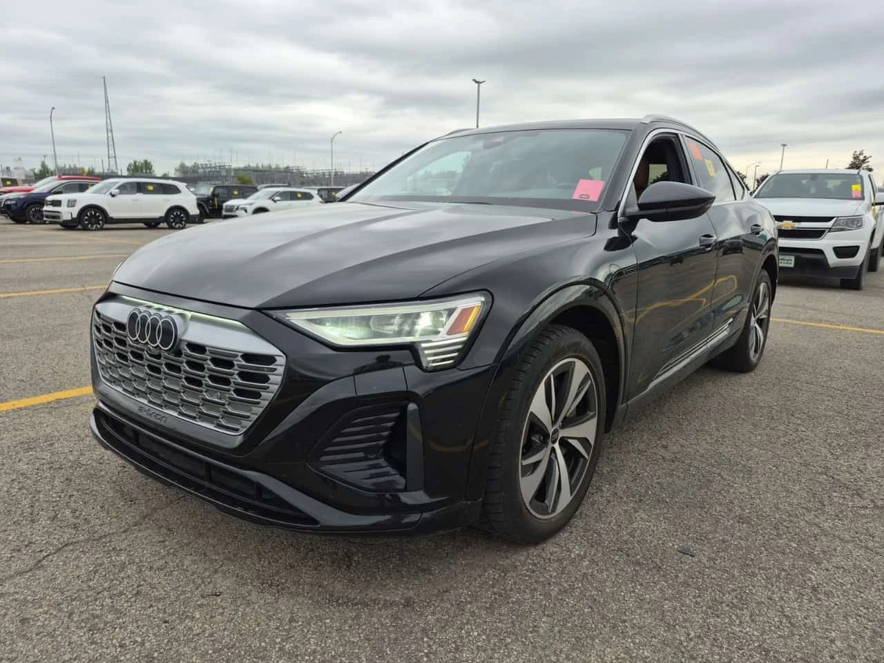 Audi Q8 E-TRON| HUD| 360| PANO| 