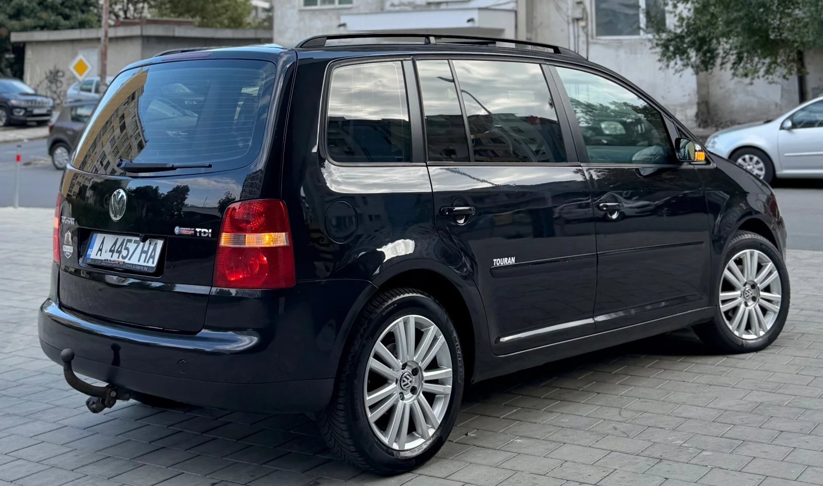 VW Touran 1.9 TDl ��������� 6+ 1 | Mobile.bg � ����������� 4