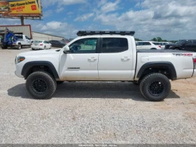 Toyota Tacoma TRD OFF-ROAD, снимка 13