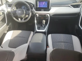 Toyota Rav4 2.5L XLE * LED * Дистроник * Lane Assist, снимка 7