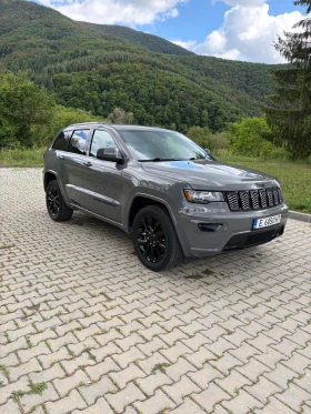 Jeep Grand cherokee LAREDO X 3.6 V6 AWD 8ZF - 26500 € / 51829.49 лв. - 17261186 3