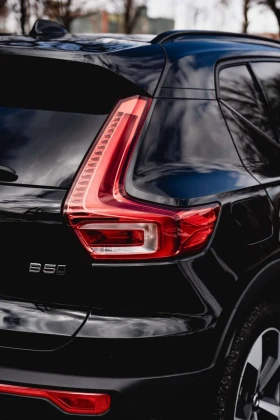 Volvo XC40 * B5 AWD Plus Dark Theme * CARFAX * ПАНО * KEYLESS - 32800 € / 64151.22 лв. - 33438480 10