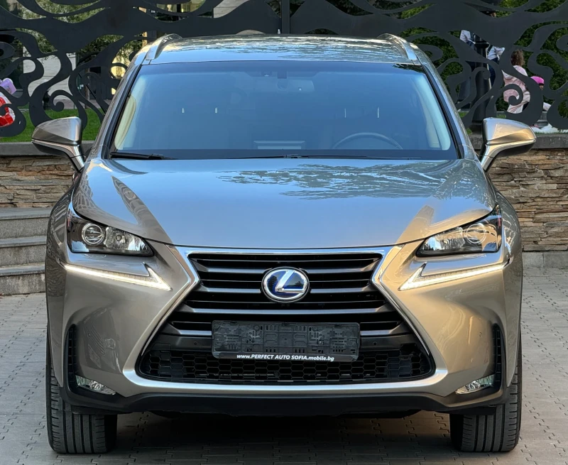 Lexus NX 300h 2.5HYBRID-AWD-KEYLESS-КОЖА-ПОДГРЕВ-КАМЕРА-УНИКАЛЕН, снимка 7 - Автомобили и джипове - 47327888