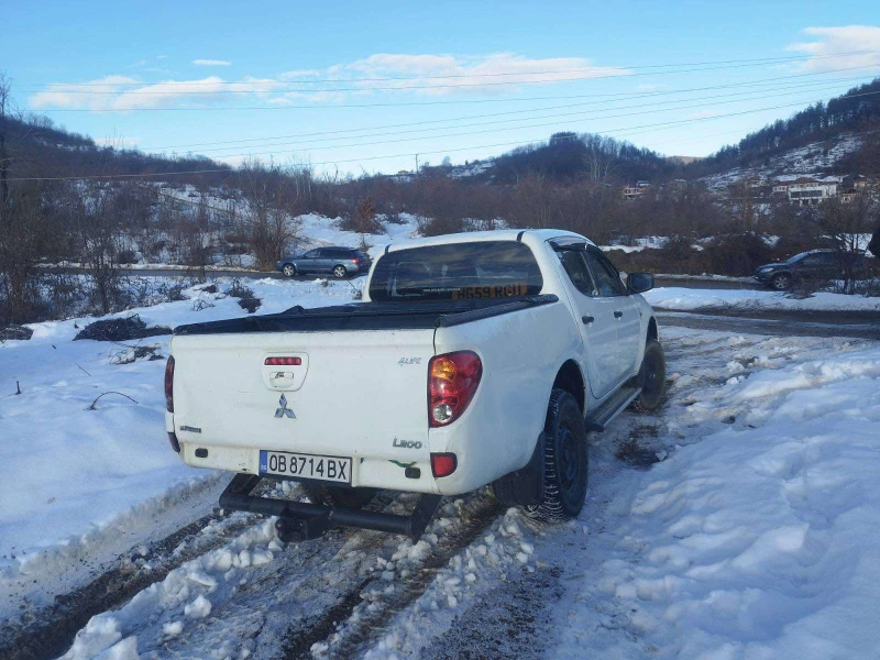 Mitsubishi L200, снимка 5 - Автомобили и джипове - 48952466