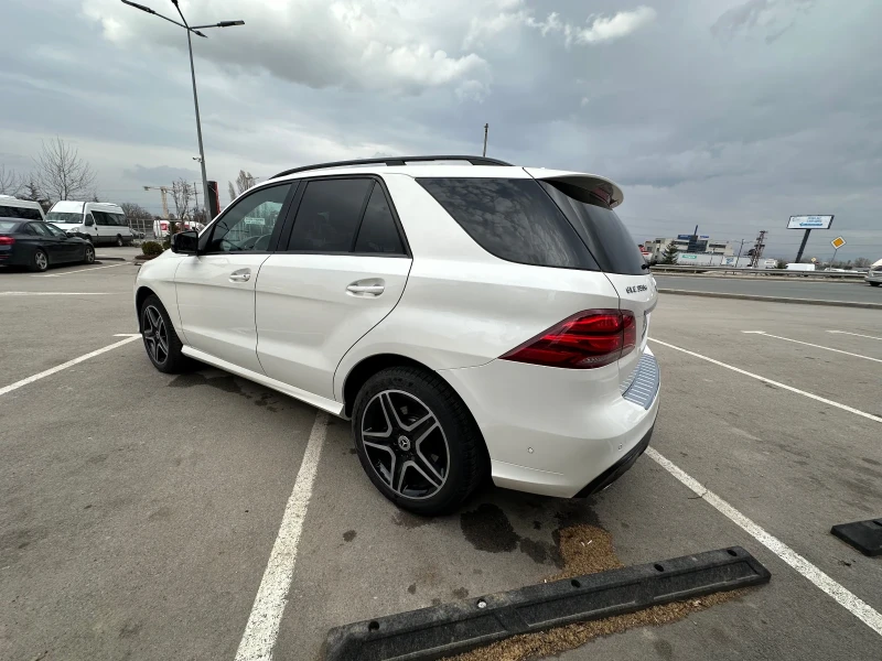 Mercedes-Benz GLE 350 9G/HARMAN KARDON/ПАНОРАМА/ПОДГРЕВ/360, снимка 4 - Автомобили и джипове - 49568408