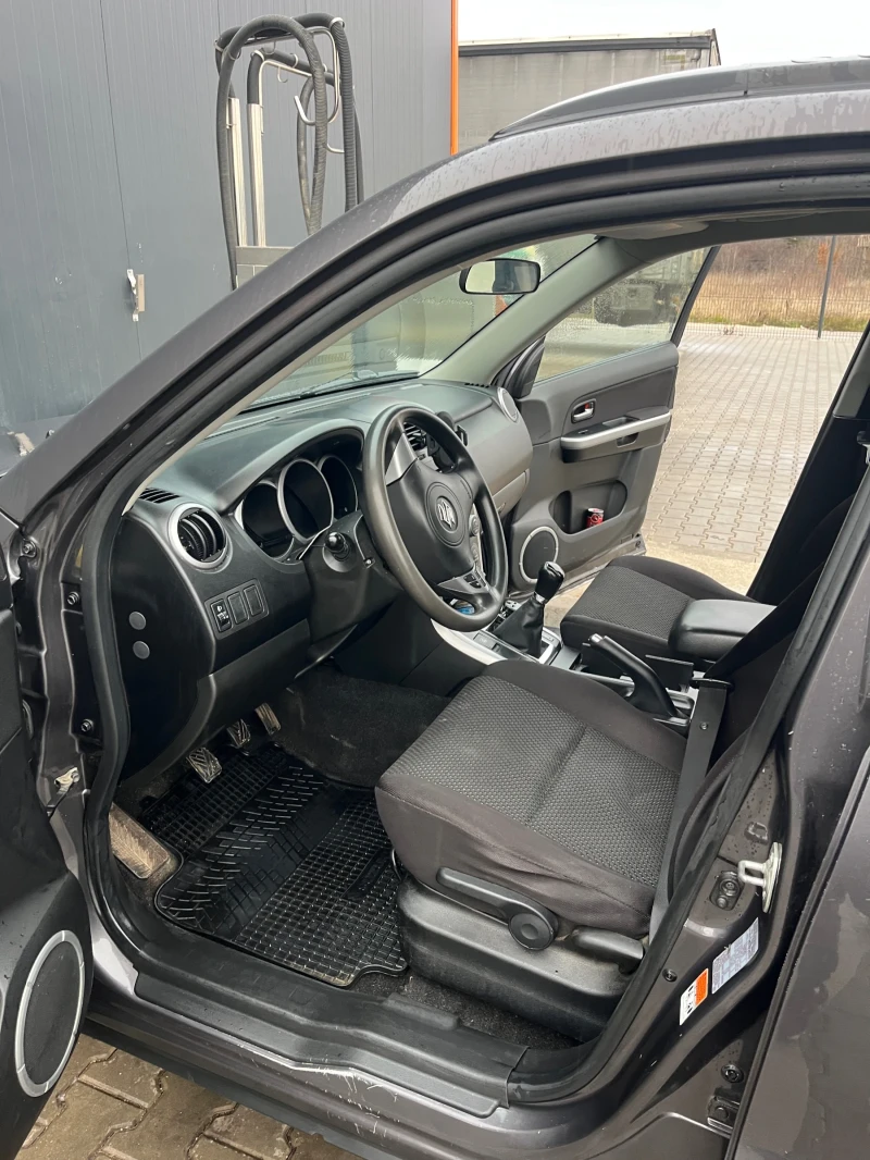 Suzuki Grand vitara, снимка 9 - Автомобили и джипове - 52673762