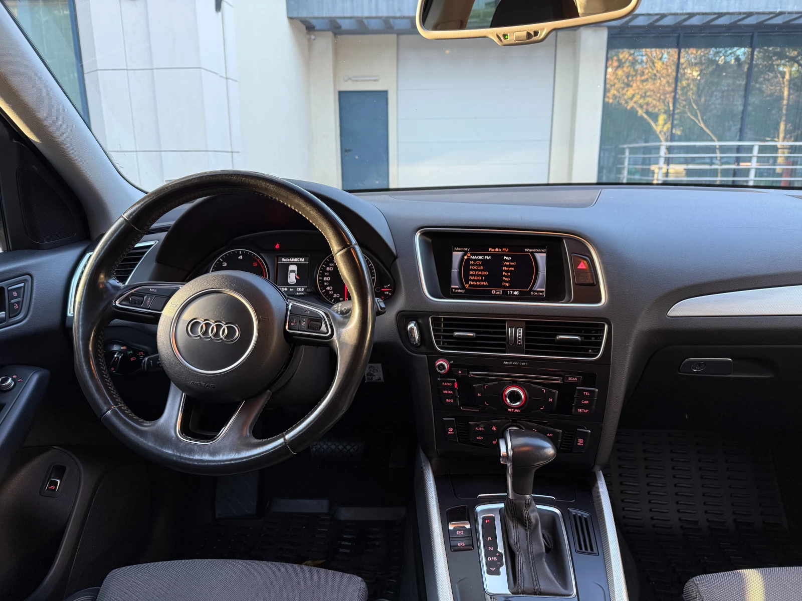 Audi Q5 2.0TDI Quattro - изображение 6