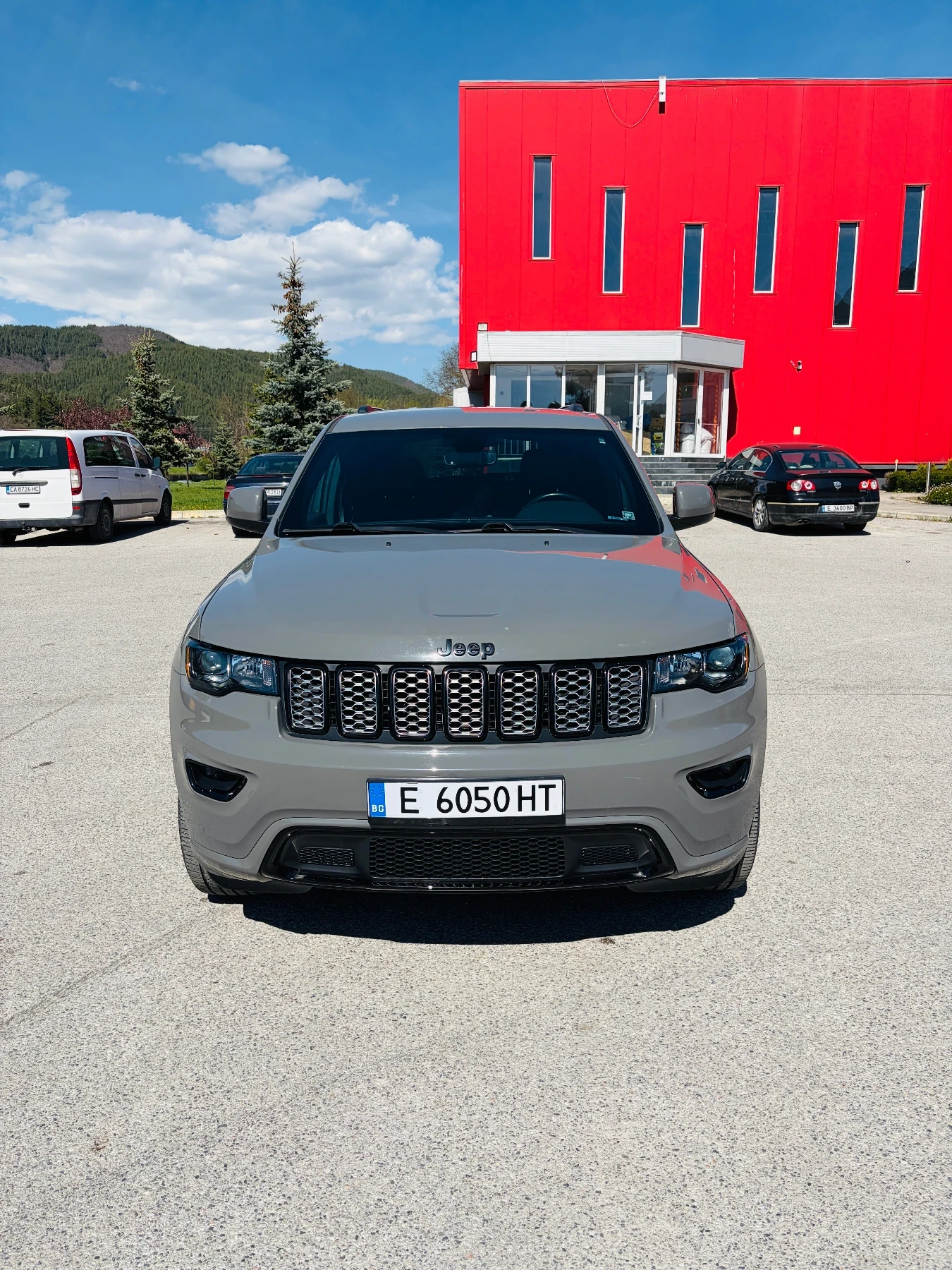 Jeep Grand cherokee LAREDO E 3.6 V6 AWD 8ZF
