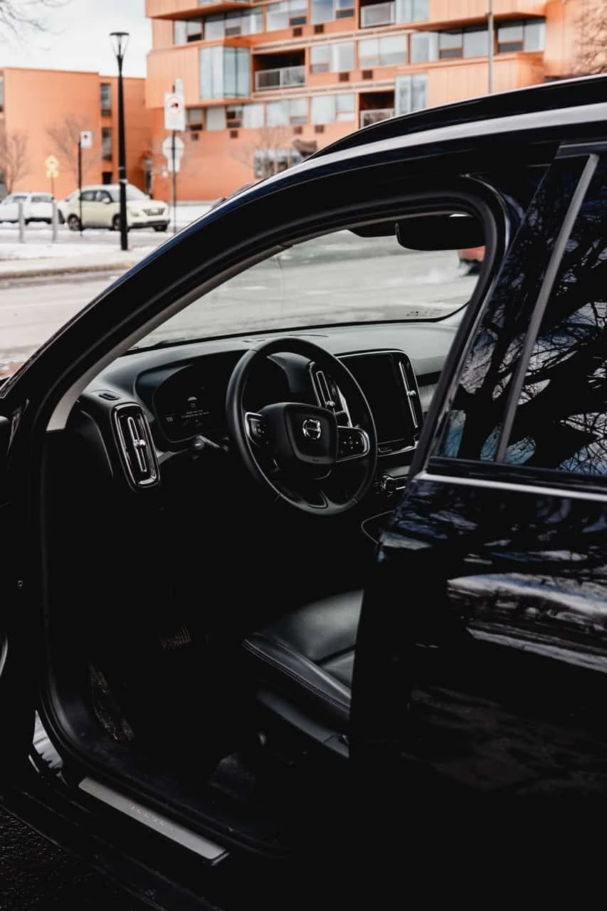Volvo XC40 * B5 AWD Plus Dark Theme * CARFAX * ���� * KEYLESS | Mobile.bg � ����������� 15