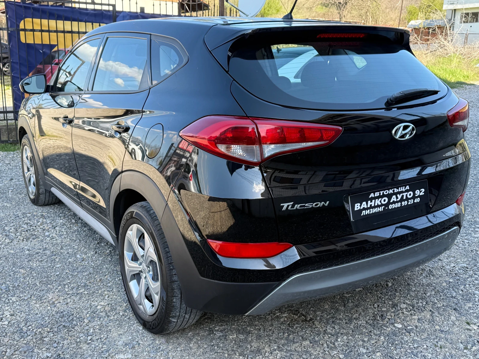 Hyundai Tucson 2.0 164коня, снимка 4 - Автомобили и джипове - 54170671