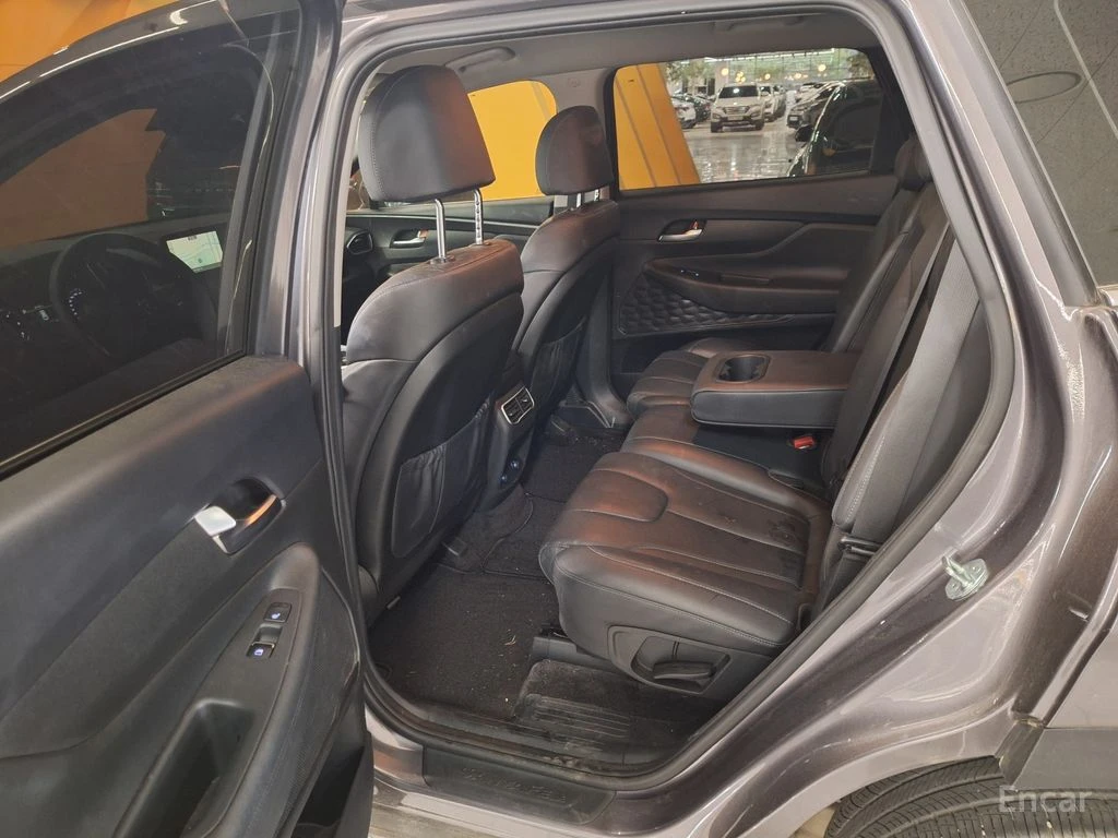 Hyundai Santa fe 2.2D Exclusive* 4x4* ПОДГРЕВ* ОБДУХВАНЕ* КАМЕРА* , снимка 14 - Автомобили и джипове - 54460416